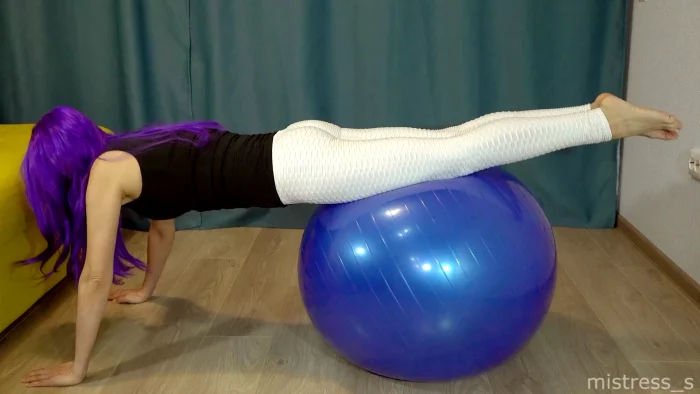 Sport Girl In White Leggings Makes Fitness On Fitball - MISTRESS_S - MP4