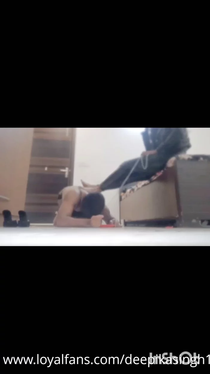 Eat My Leftover Dog - MOONLIGHT - MISTRESS DEEPIKA SINGH - MP4