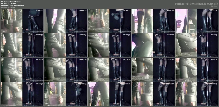 Split Screen From An Old Video - PLEASE TREAD ON ME - MP4
