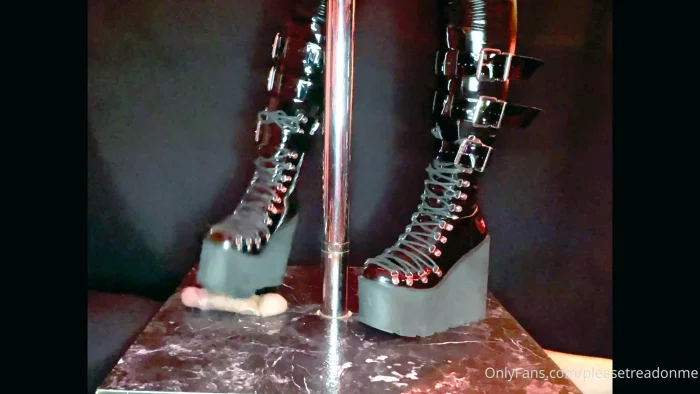You Know Who You Are - PLEASE TREAD ON ME - MP4