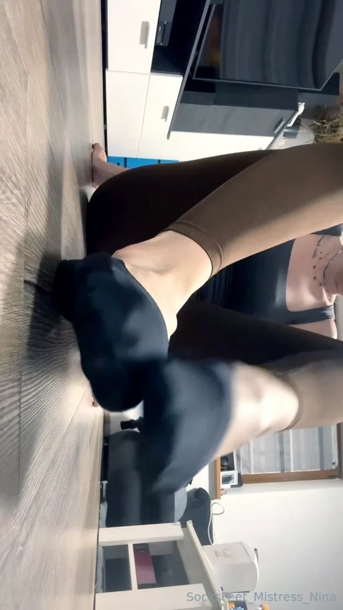 Black Sweaty Socks After A Long Day! - SOCKSFEET MISTRESS NINA - MP4
