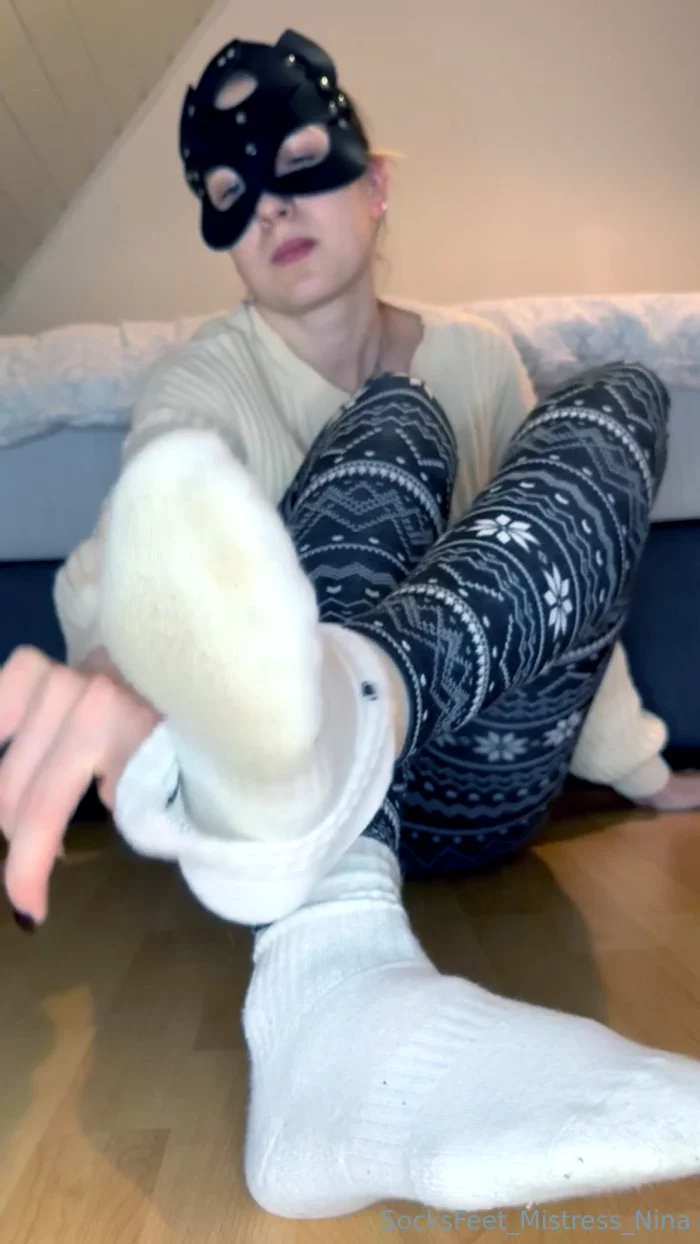 Enjoy My Smelly And Dirty Nike Socks, Don't Forget My Sweaty Nylons! - SOCKSFEET MISTRESS NINA - MP4