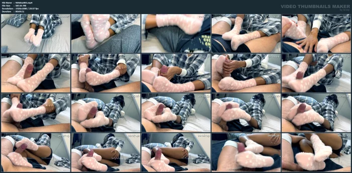 A Little Bit Of Bedtime Fuzzy Sockjob Fun - STILLSINNING ISABELA - MP4