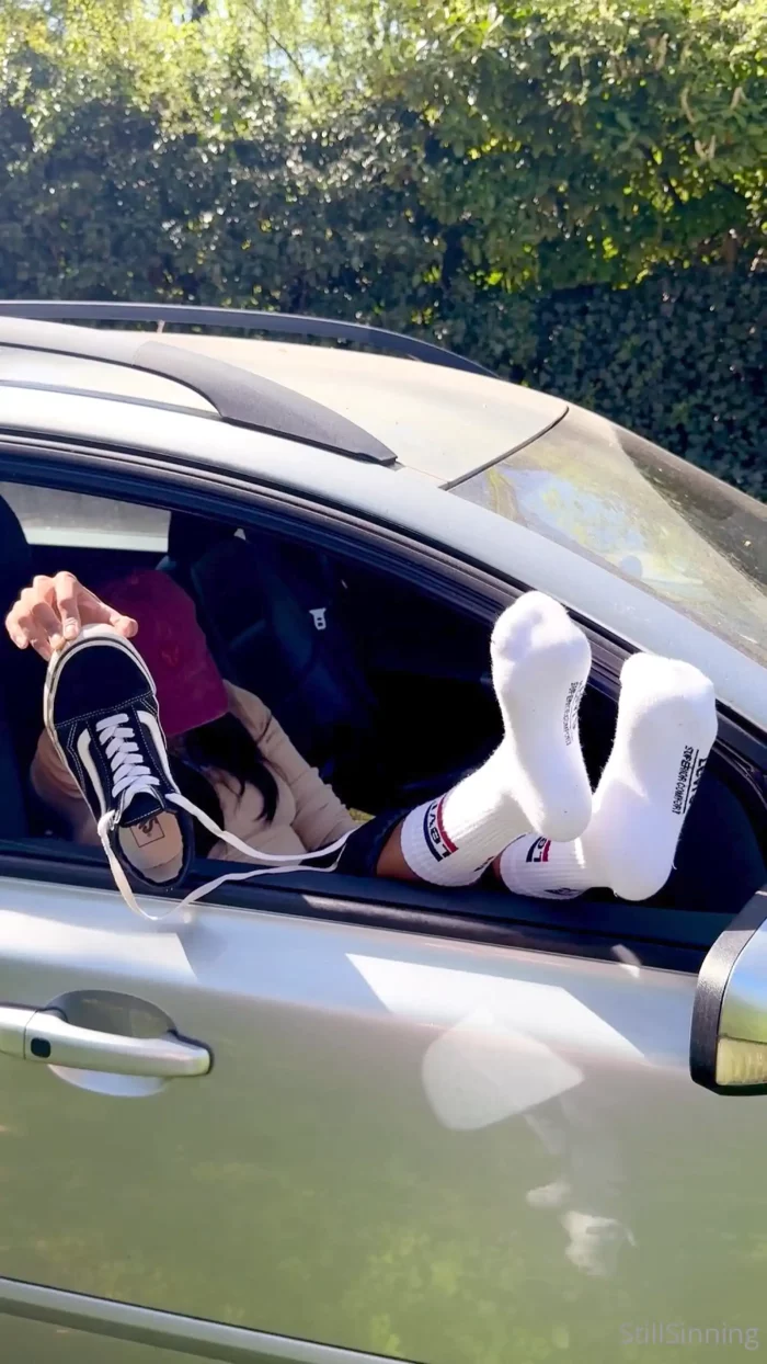 I Always Get Comfy During Road Trips… Shoes Off, Socks Too - STILLSINNING ISABELA - MP4