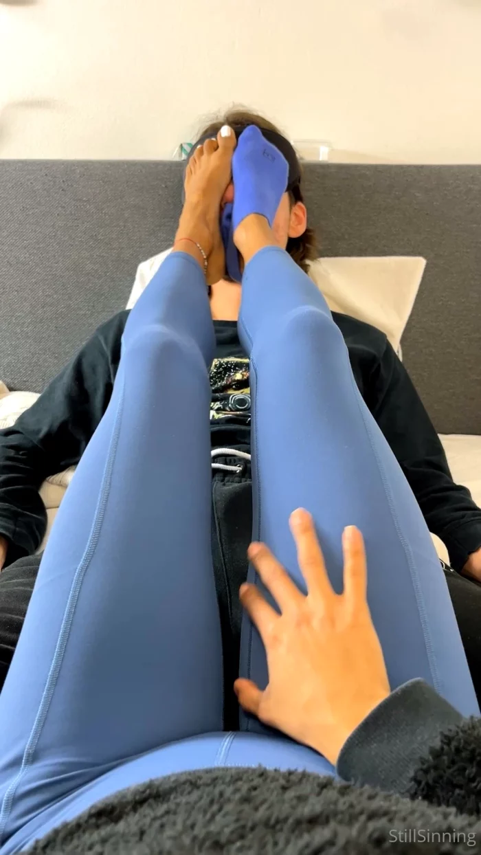 Something Special For You Today - Enjoy My Gym Socks Being Worshipped - STILLSINNING ISABELA - MP4