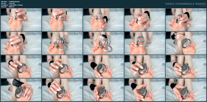 Which One Do You Like More? - TWO SIDES OF PEACH / MIA KEYHOLDER - MP4