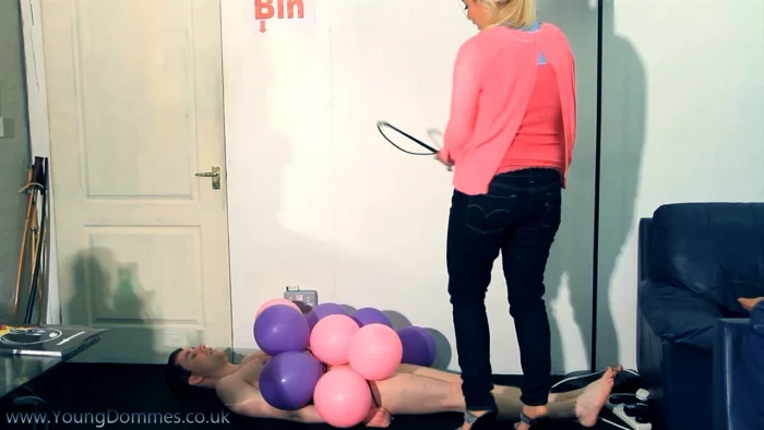 Pop - YOUNG DOMMES - MP4