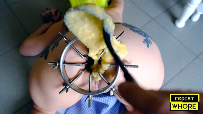 Anal Cupcake From The Forest Whore. Let's Jot Down The Recipe! - FOREST WHORE - MP4