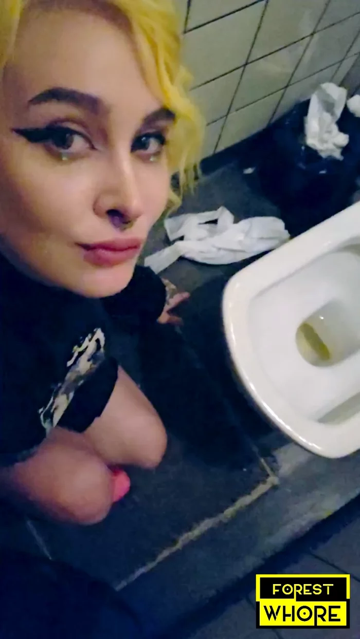 My New Public Toilets Games. Part 2 - FOREST WHORE - MP4