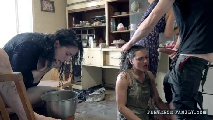 Deepthroat Puke - PERVERSE FAMILY - MP4