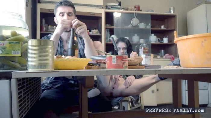 Family Playtime - PERVERSE FAMILY - MP4