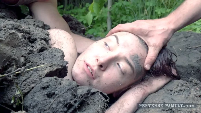Growing Own Whore - PERVERSE FAMILY - MP4