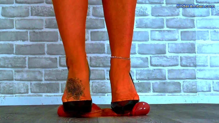 207 Goddess Amber Lick Your Cum From The Soles Of My Louboutin Heels - Bug Cam - UNDER AMBER - MP4