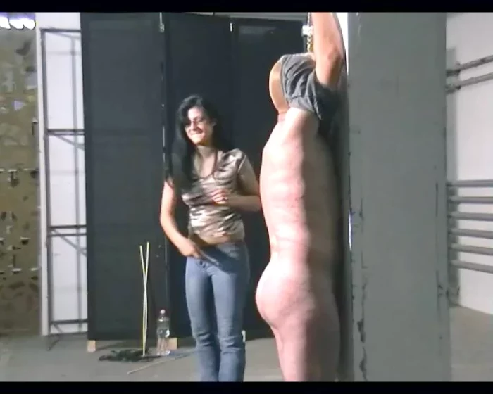 Pissdrinker Slave - CRUELAMAZONS - MP4