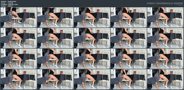 Facesitting While I Read A Book - DEA VERONICA / MISS GC - MP4