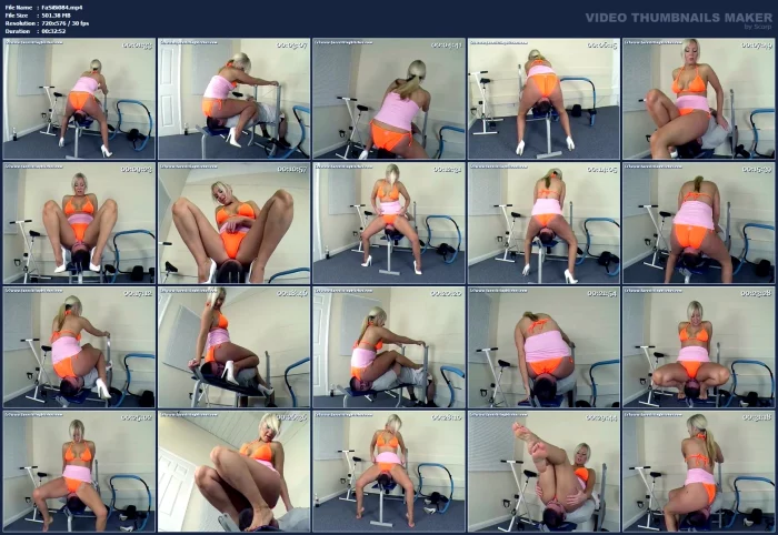 Wide Load! - FACESITTING BITCHES - MP4