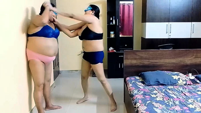 Intense Aunt Vs Niece - Nude Catfight For Household Dominance Part 1 - MISTRESS SONYA - MP4