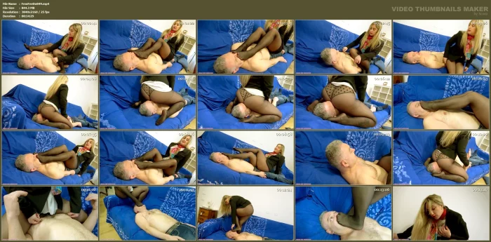 Dominant Wife Foot Domination Facesitting And Nipple Play Part 1 - FEMALE FEET DOMINATION / KINK ITALIA BDSM - MP4