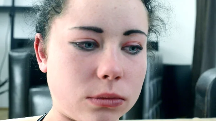 Faceslapping - By Domina Diana Sky And Her Slave Patricia Big Blue Eyes - FETISHKING / MFVIDEOBRAZIL - MP4