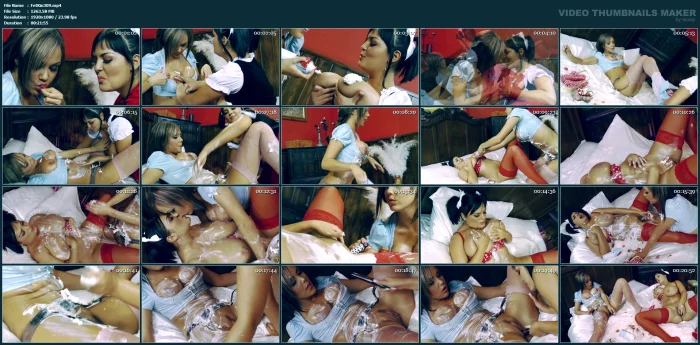Lesbian Sexy Big Tits Strawberry Game By Top Babes With Giant Tits - FETISHKING / MFVIDEOBRAZIL - MP4