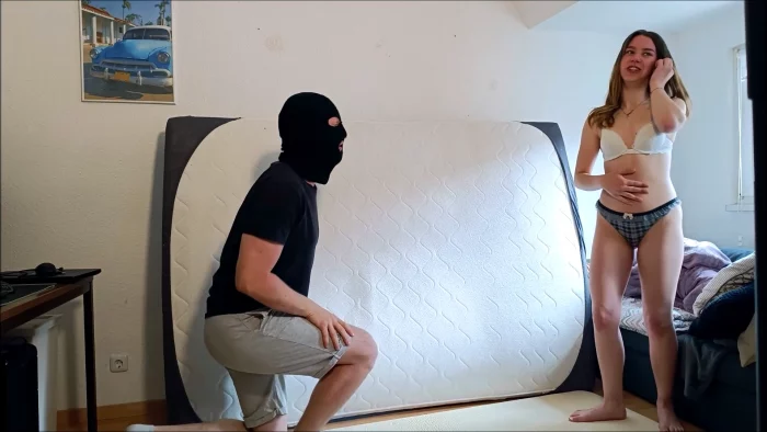 Ballbusting In Heier Unterwsche - GERMAN BALLS BUSTED - MP4