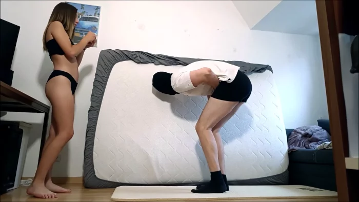 Barefoot Ballbusting In Bikini - GERMAN BALLS BUSTED - MP4