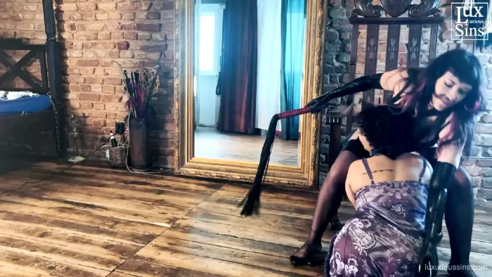 POV Lesbian Domination Pussy Eating - LUXURIOUS SINS / BDSM STUDIO LUX - MP4