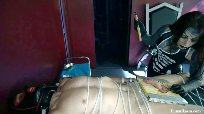 Cbt Nails And Hooks - MISTRESS LUNATIKA / LUNATIKASM - MP4