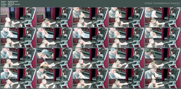 Foot Fetish In Leather - MISTRESS LUNATIKA / LUNATIKASM - MP4