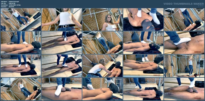 Miss Courtney - Stomping Socks - SADISTIC QUEENS / SQUISHYSAX - MP4