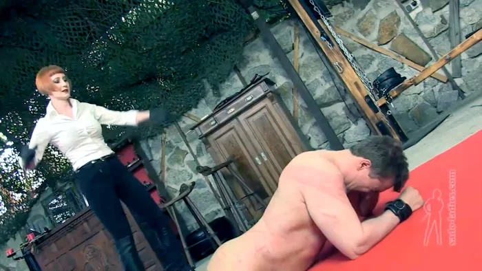 Domina Liza - Whipping The Stable Boy - SADO-LADIES - MP4