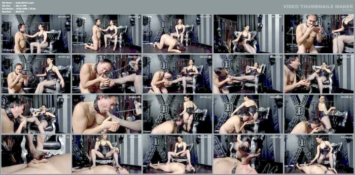 Mistress Bella Lugosi - Smell My Shoes - SADO-LADIES - MP4