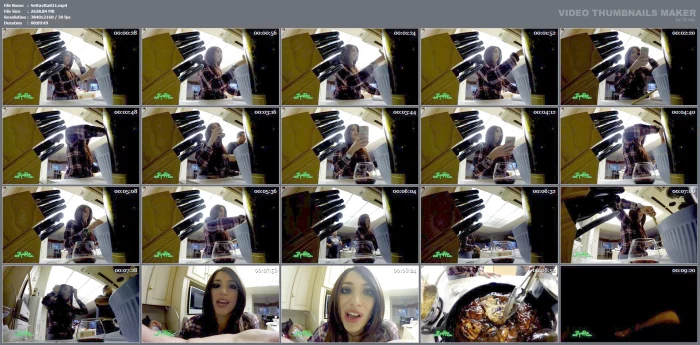 A Sweet & Spicy Snack Slave For Ravenrae - SEXIRAVENRAE / RAVEN RAE - MP4