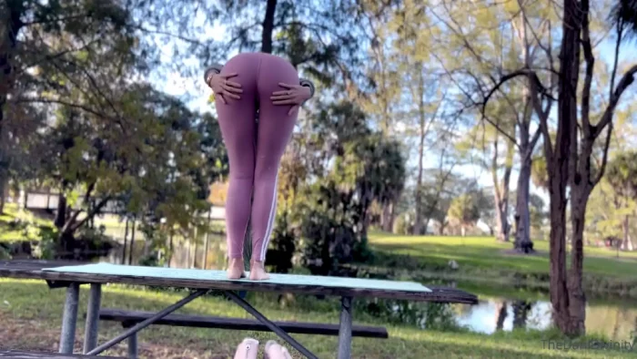 Bedtime Treat For My Good Boys - GODDESS DANI DIVINITY - MP4