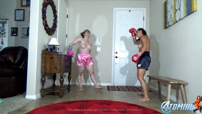 Tomiko Vs Andrea Rosu Female Boxing - 4TOMIKO - MP4