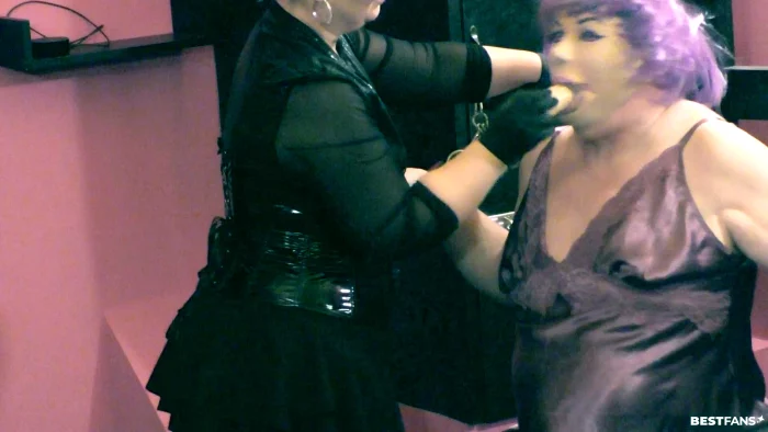 Blowjob Training On The Slave Chair - DOMINA LADY SUSAN - MP4