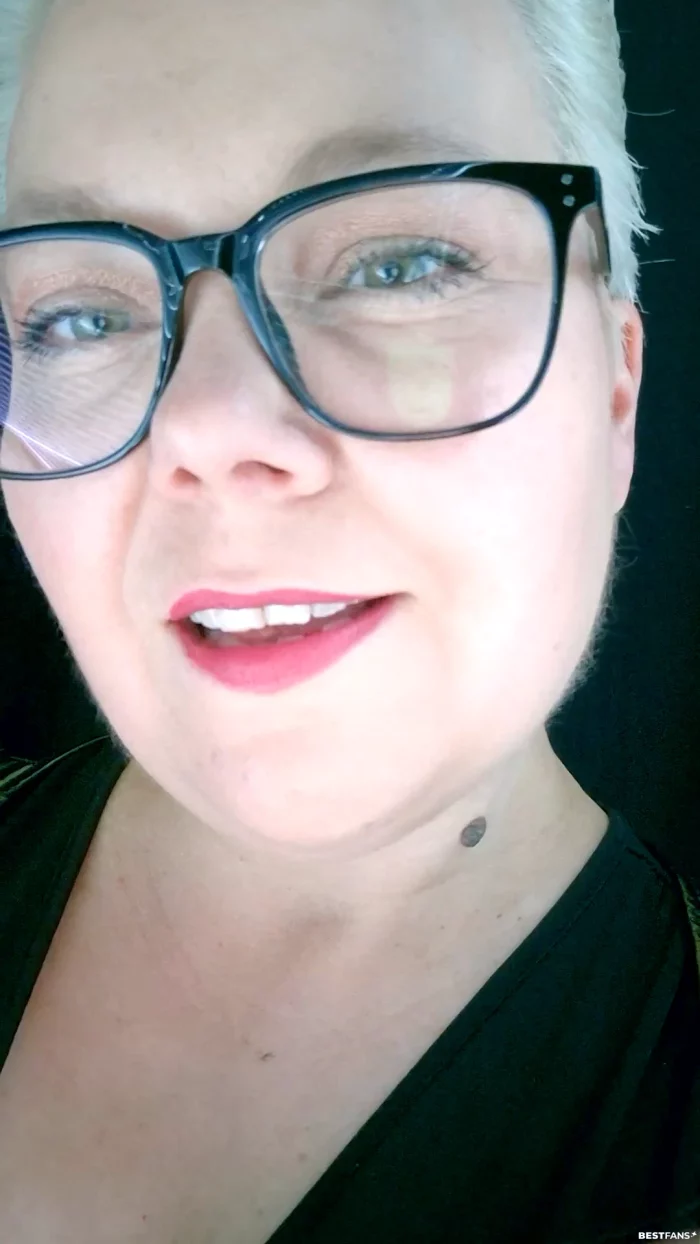 Masturbation Instructions With Countdown - DOMINA LADY SUSAN - MP4