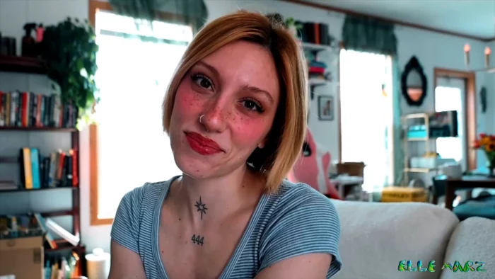 Sex Lesson W Mommy - ELLE MARZ - MP4