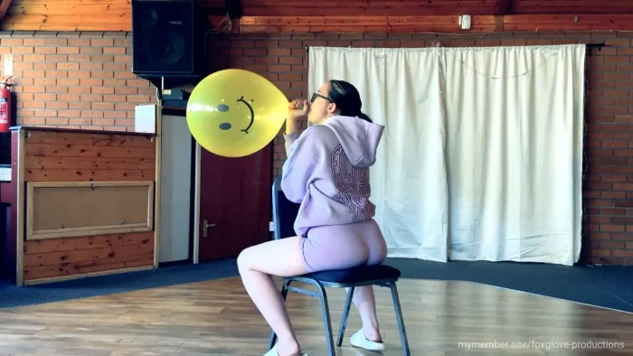 Rfp23 - Smile & Play Then Pop! - FOXGLOVE PRODUCTIONS / RAYNA RAIN - MP4