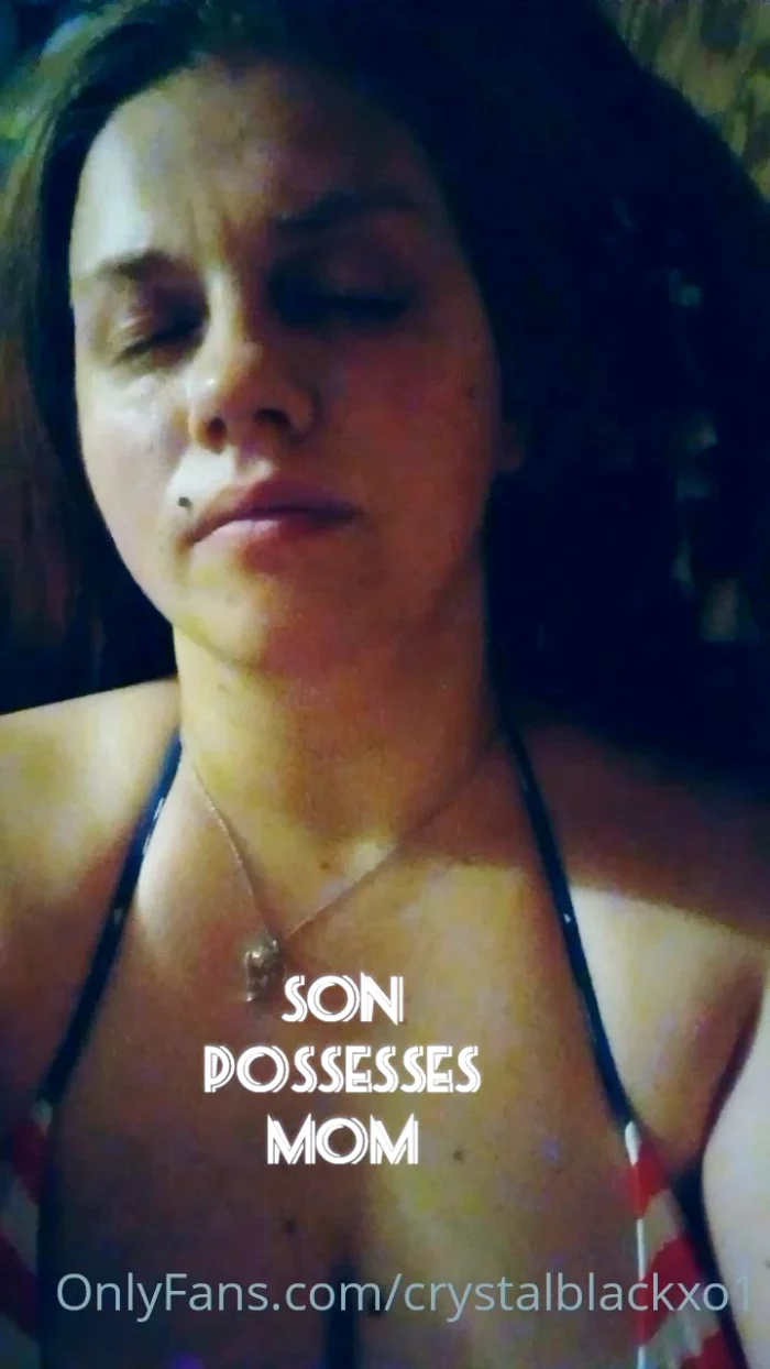 Son Possesses (Step)mom POV Son Hates (Step)mom And Believes Her To Hate Him - CRYSTALBLACKXO1 / MOMMY KINK - MP4