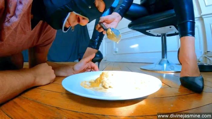 Cruel Scat Breakfast - DIVINE JASMINE - MP4