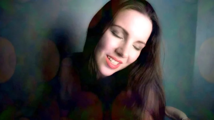 Easy Prey Part 2 A New Identity - GODDESS ALEXANDRA SNOW - MP4