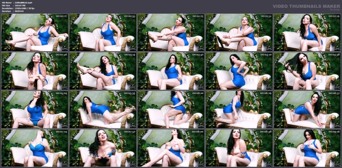 Tease In The Garden - GODDESS ALEXANDRA SNOW - MP4