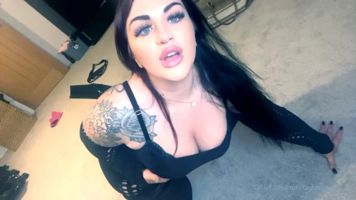 SPH No Women Want You! - GODDESS TAYLOR HEARTS - MP4