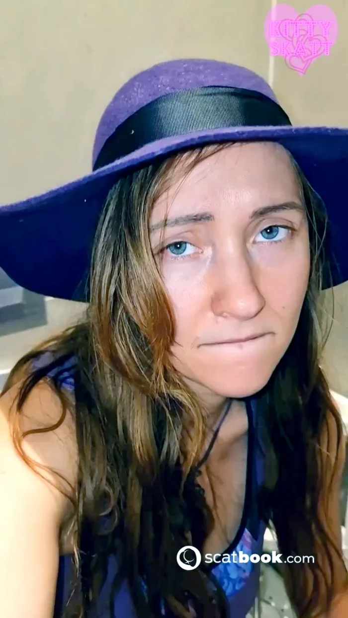 Three Hairy Huge Logs In Public Toilets - KITTY SKATT - MP4