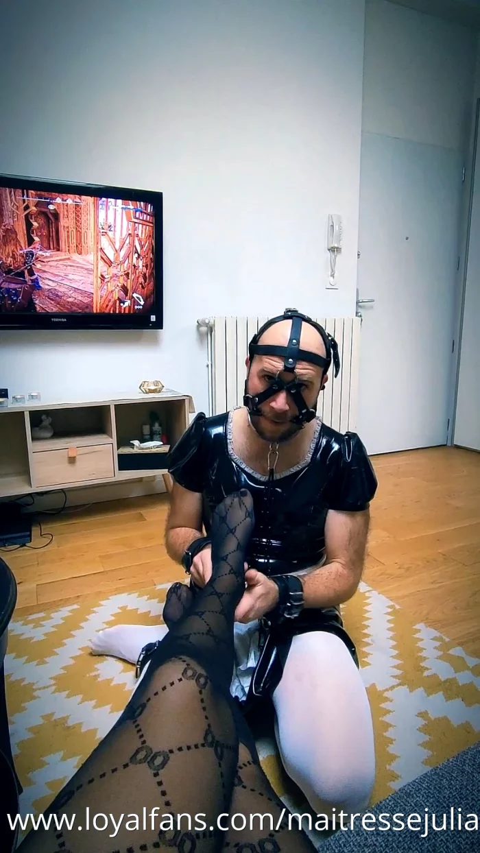 I Have A Great Slave - MAITRESSE JULIA - MP4