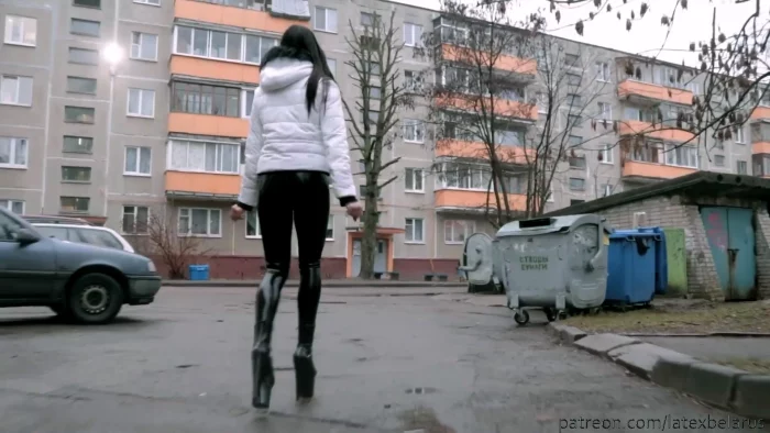 Anastasia's Latex Walk - MY LATEX BABY - MP4