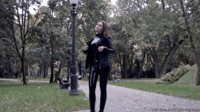 Valeria1 - MY LATEX BABY - MP4