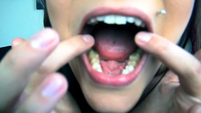 Ayla Aysel's Mouth Tour - ROXIE RAE FETISH / THE FOOT FANTASY - MP4