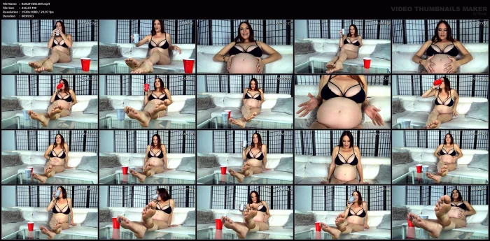 Pregnancy Makes Lia Burp - ROXIE RAE FETISH / THE FOOT FANTASY - MP4